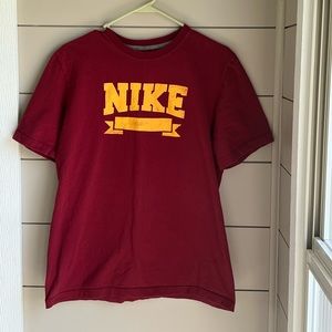 Burgundy Men’s Nike T-shirt Large